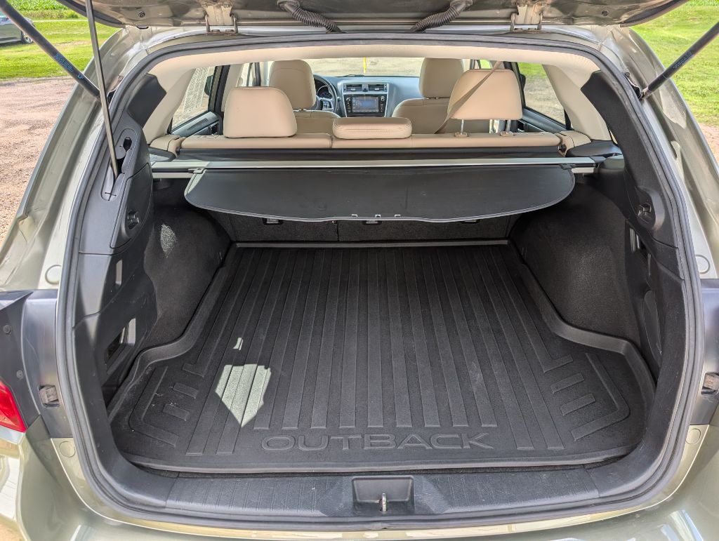 2019 Subaru Outback Limited - Photo 14