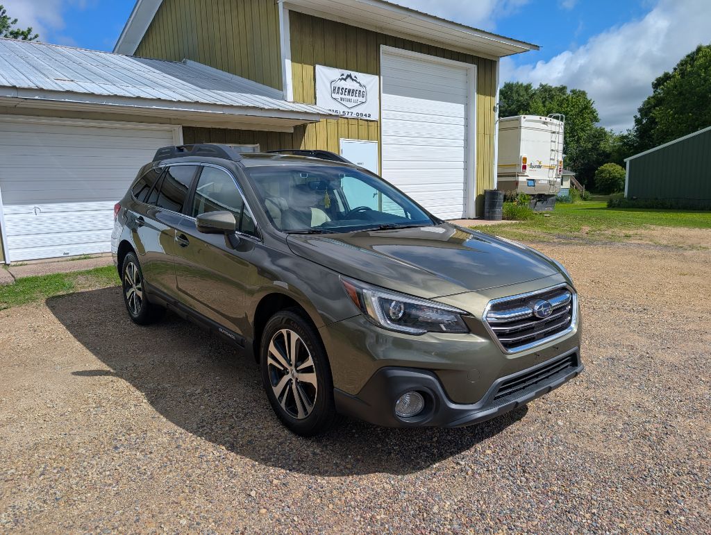 2019 Subaru Outback Limited - Photo 8